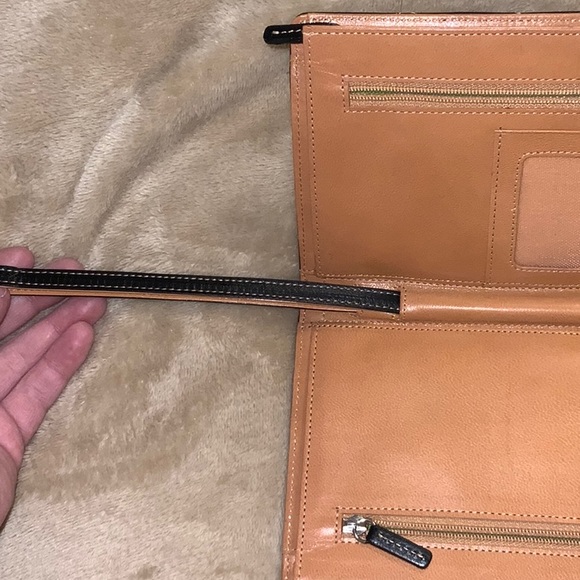 TUSK Black/Tan Leather Envelope Clutch/Wallet - Picture 10 of 14